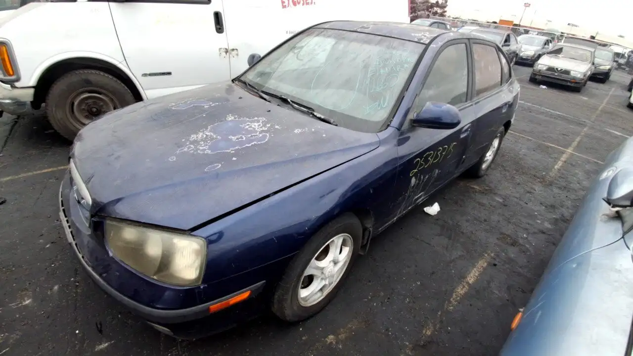 Photo of 2002 Hyundai Elantra