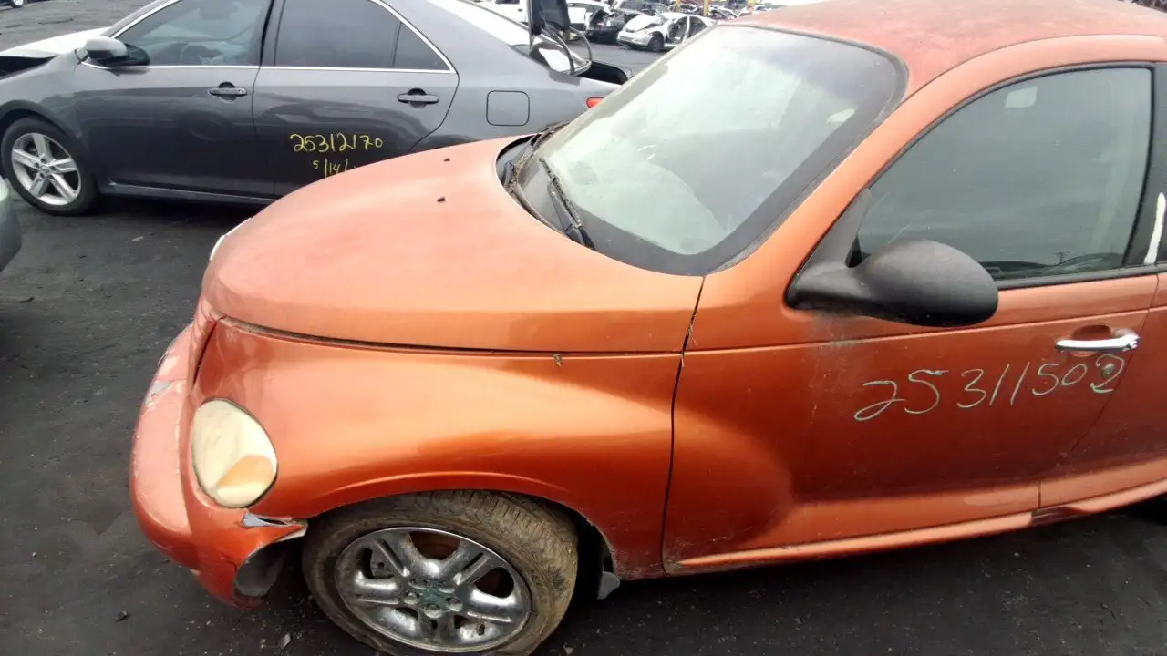 Photo of 2005 Chrysler Pt Cruiser