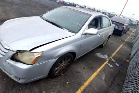 Photo of 2005 Toyota Avalon