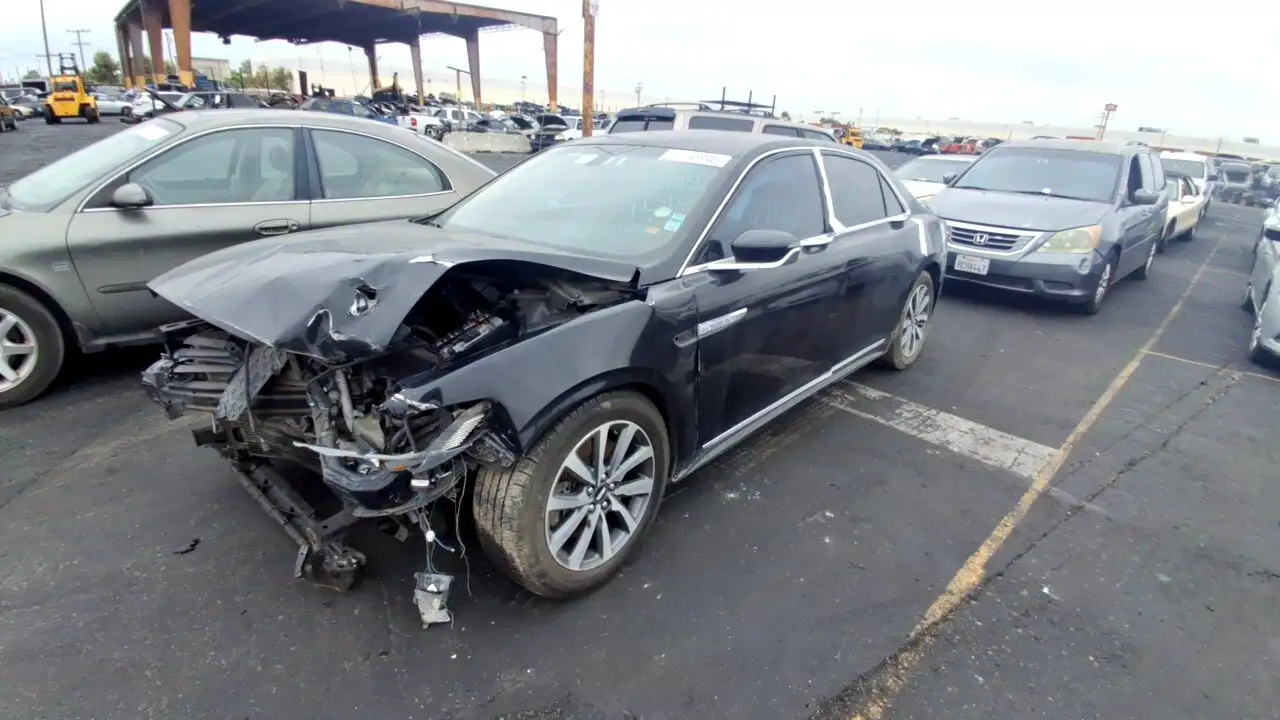 Photo of 2017 Lincoln Continental