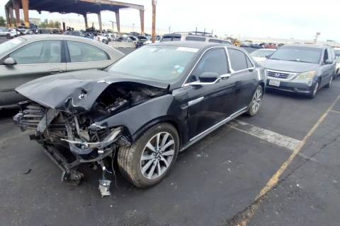 Photo of 2017 Lincoln Continental