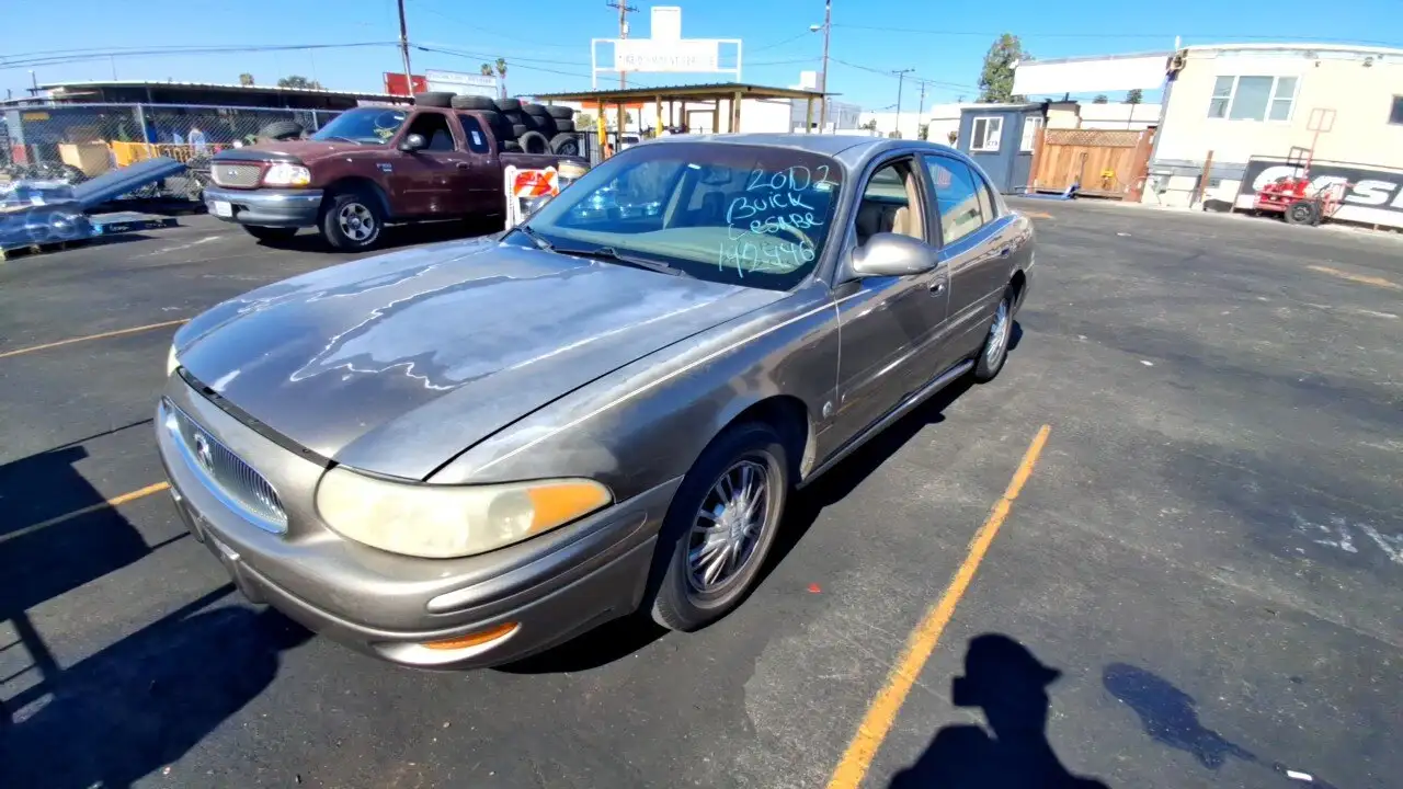 Photo of 2002 Buick Lesabre