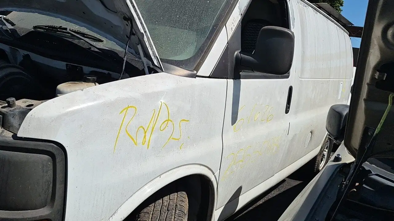 Photo of 2004 Chevrolet Express 1500