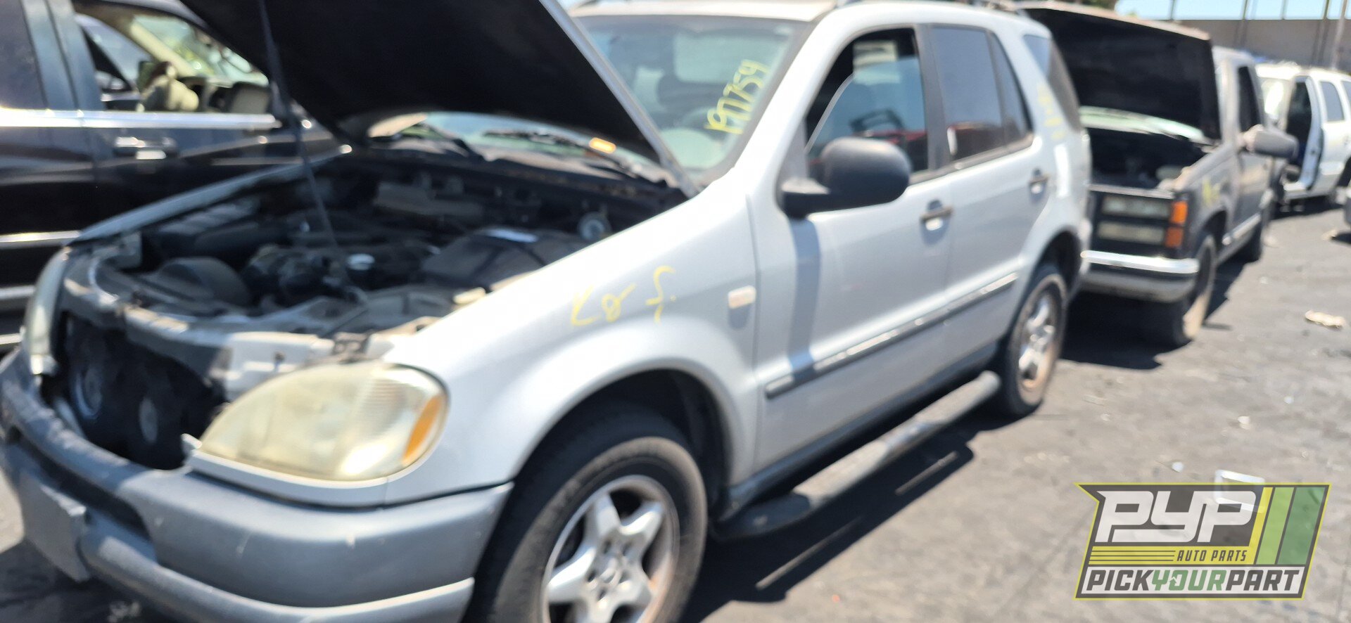 Photo of 1999 Mercedes-Benz Ml320