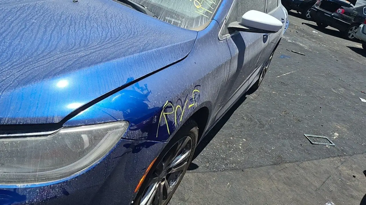 Photo of 2016 Chrysler 200