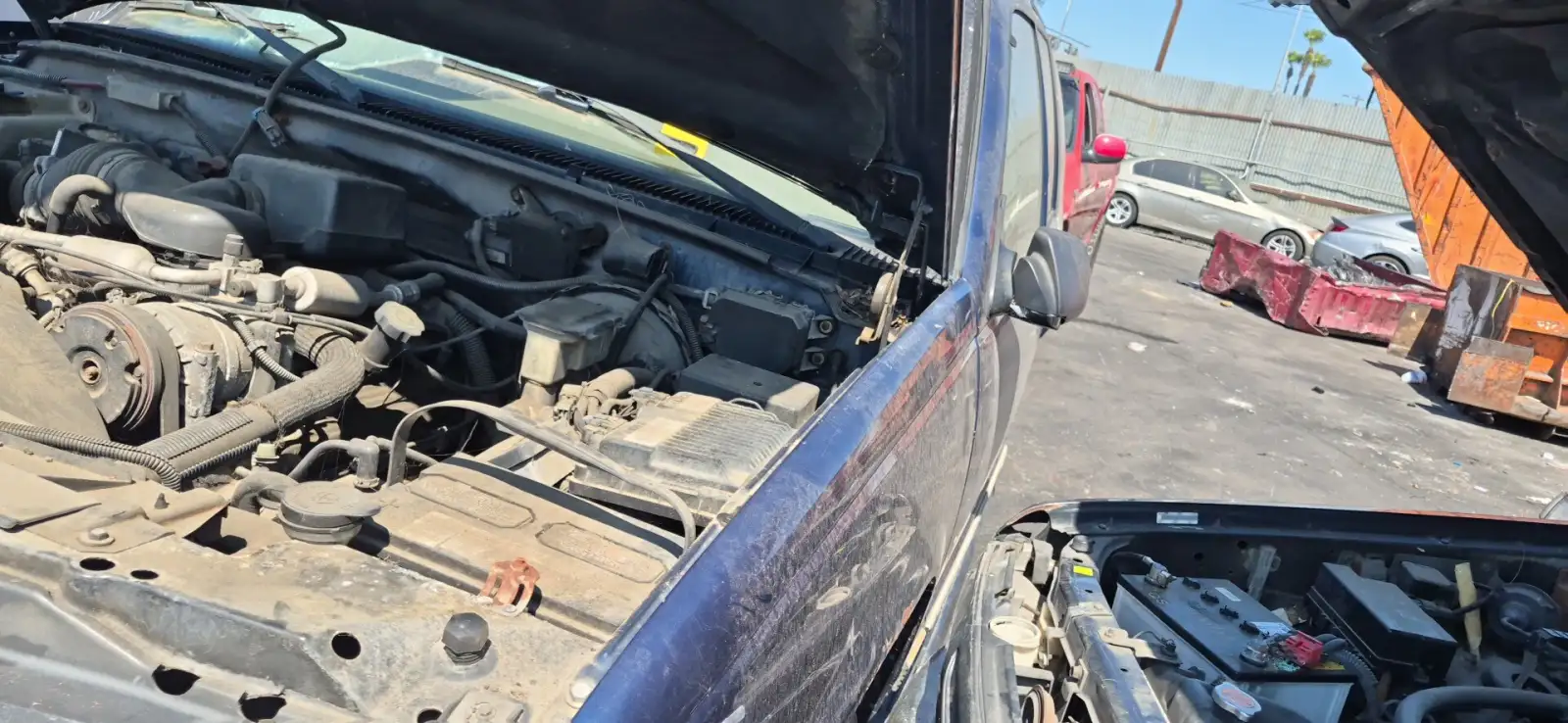 Photo of 1999 Chevrolet Tahoe