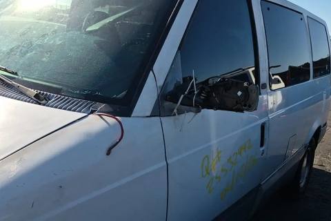 Photo of 2000 Chevrolet Astro