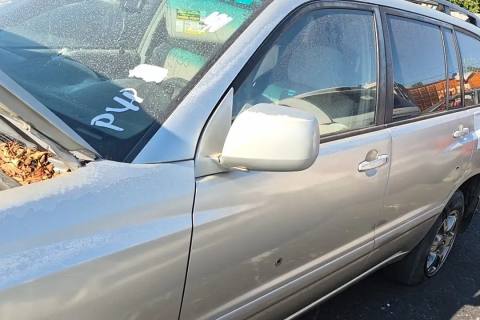 Photo of 2005 Toyota Highlander