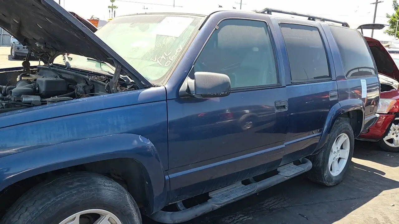 Photo of 2000 Chevrolet Tahoe