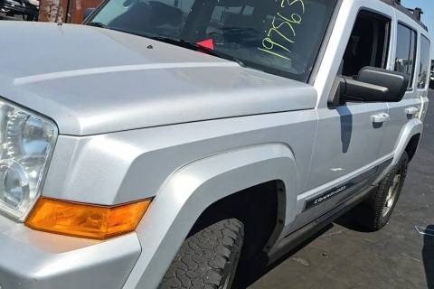 Photo of 2010 Jeep Commander