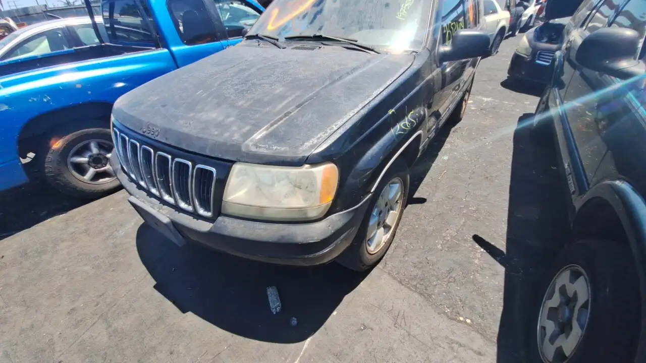 Photo of 2001 Jeep Grand Cherokee
