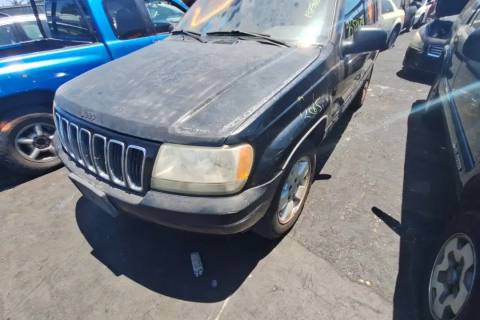 Photo of 2001 Jeep Grand Cherokee