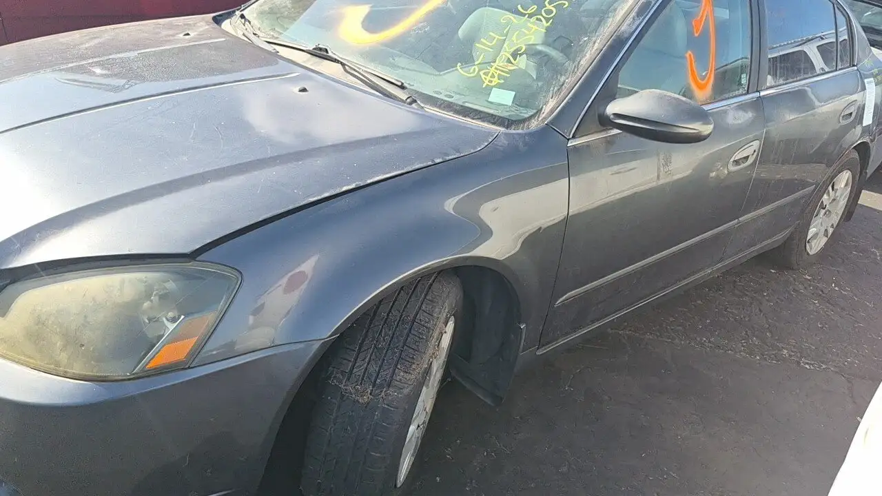 Photo of 2006 Nissan Altima