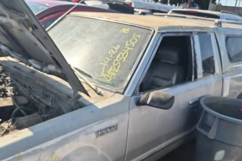 Photo of 1985 Nissan Pickup