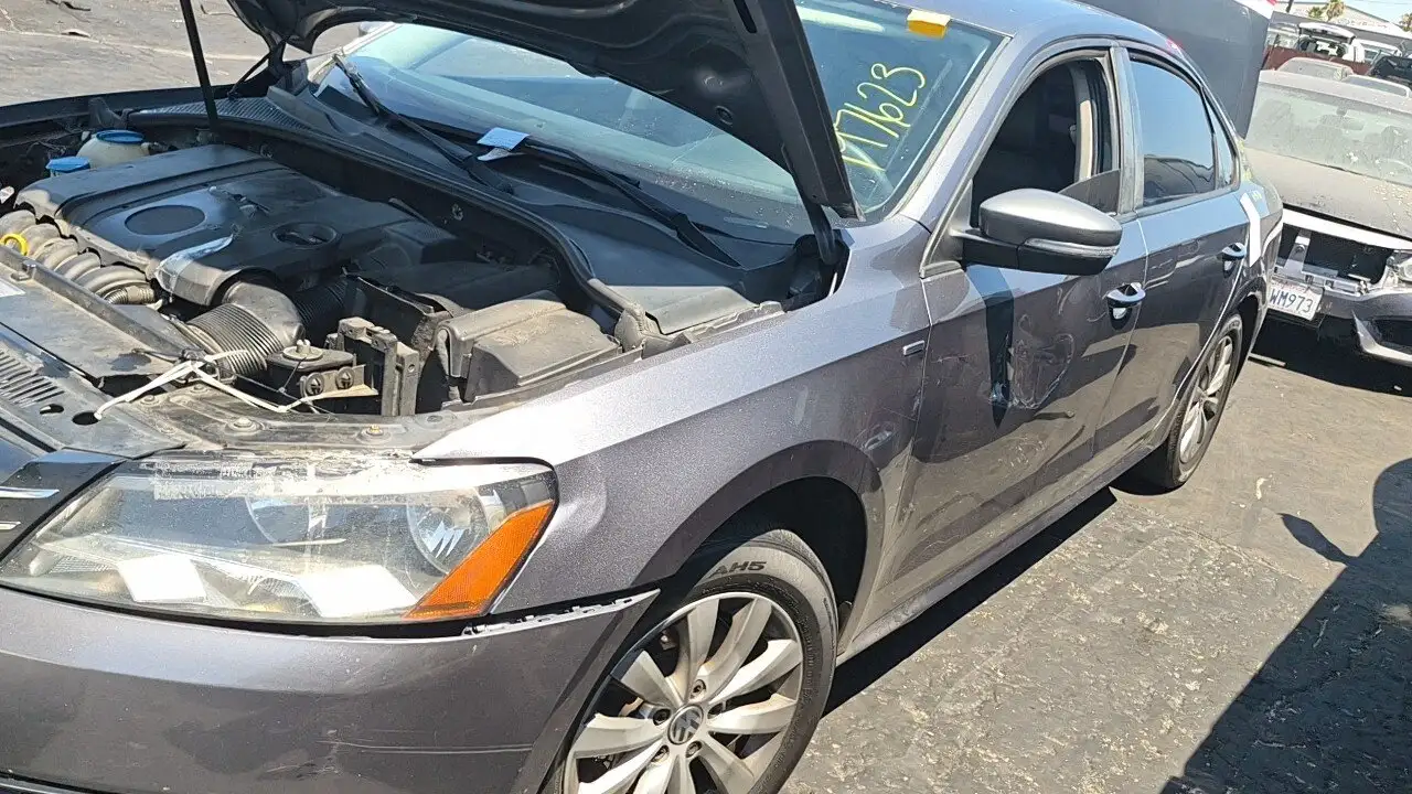 Photo of 2013 Volkswagen Passat