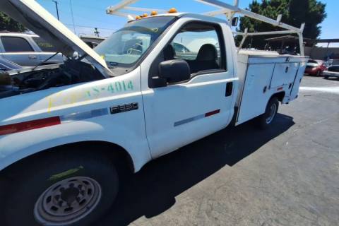 Photo of 2003 Ford F-350