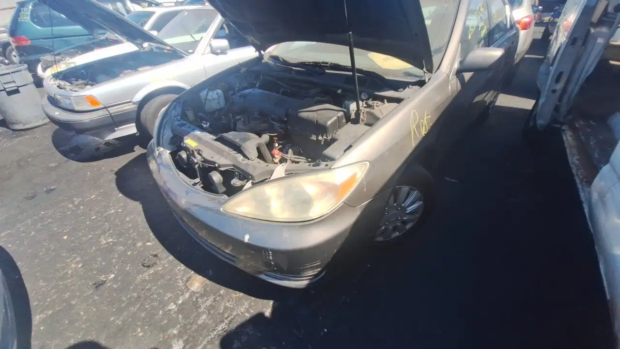 Photo of 2004 Toyota Camry