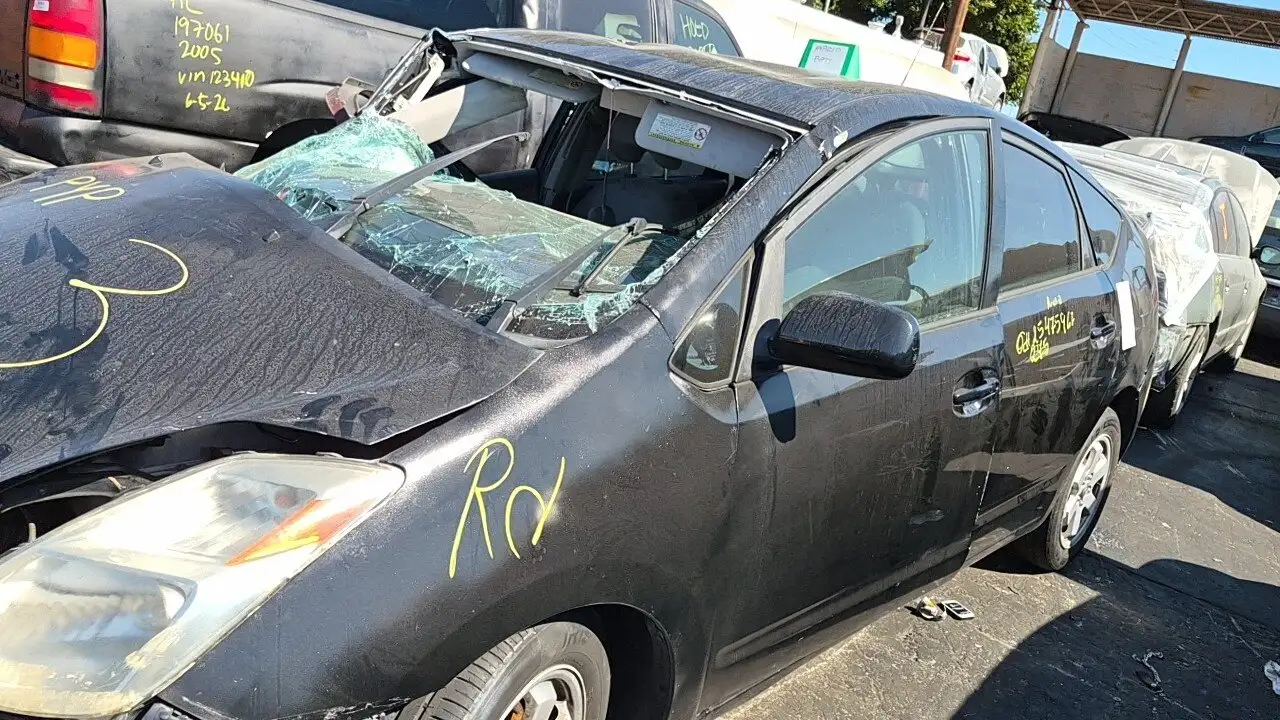 Photo of 2005 Toyota Prius