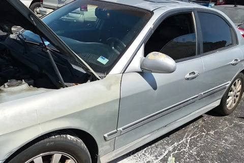 Photo of 2004 Hyundai Sonata