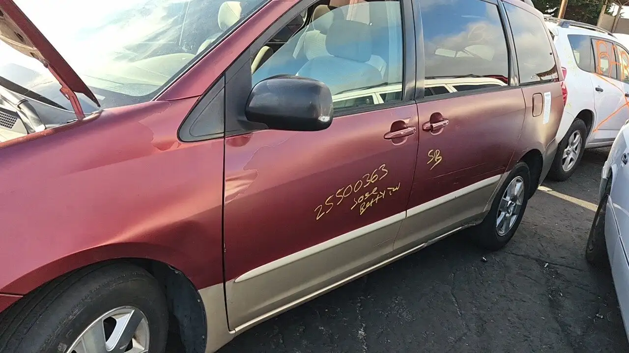 Photo of 2007 Toyota Sienna