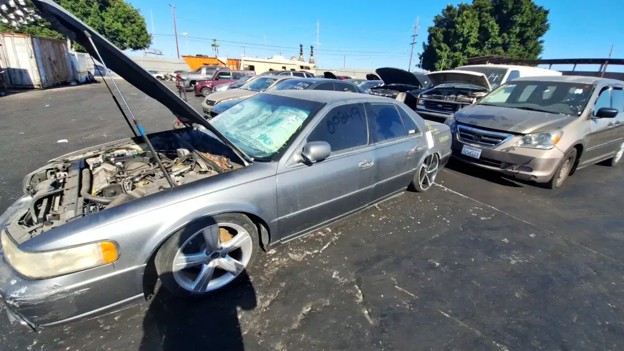 Photo of 2003 Cadillac Seville