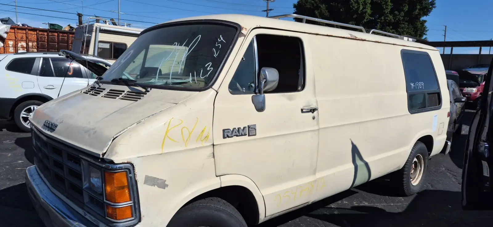 Photo of 1989 Dodge B250
