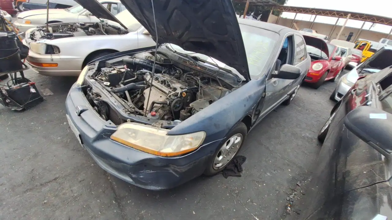 Photo of 2000 Honda Accord