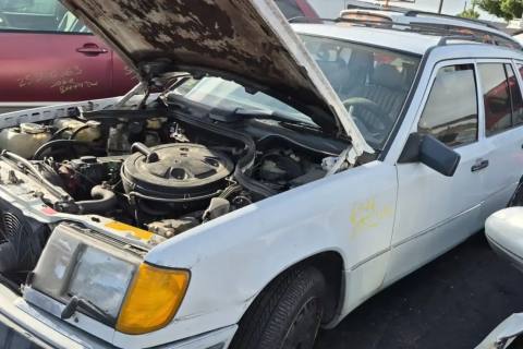 Photo of 1992 Mercedes-Benz 300Te