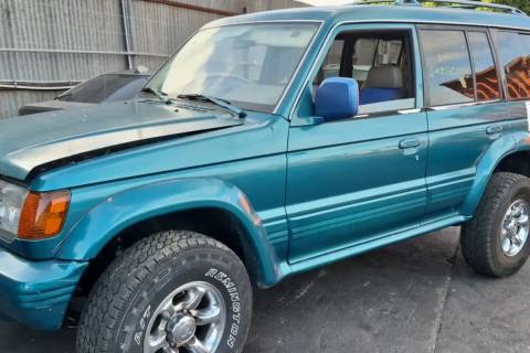 Photo of 1997 Mitsubishi Montero