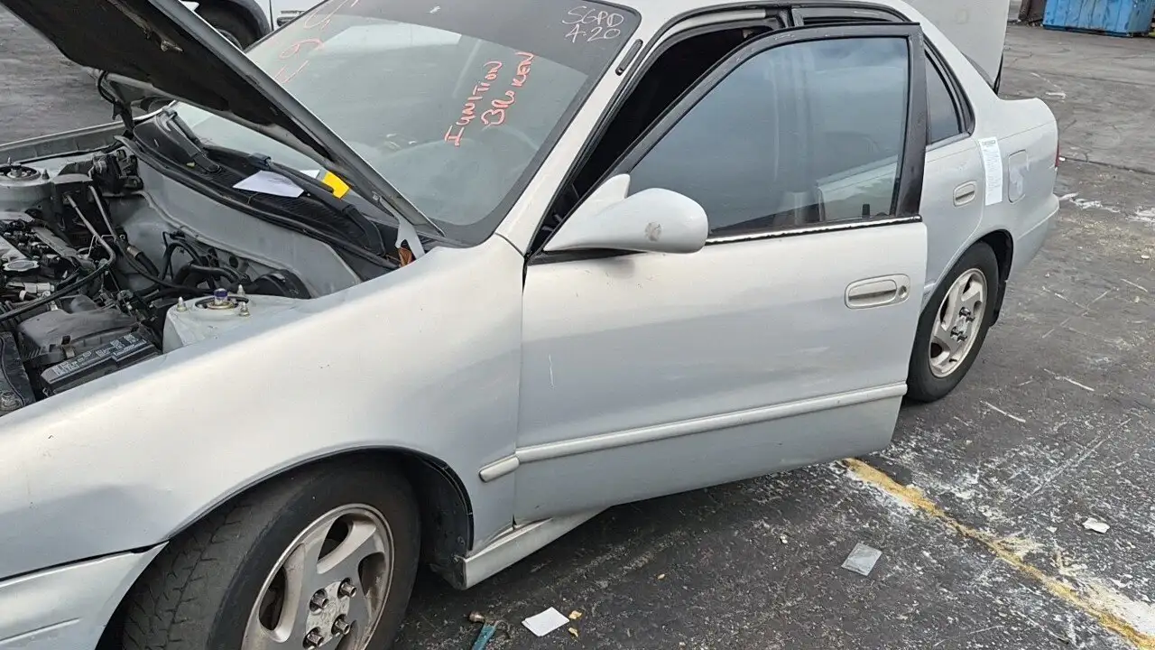 Photo of 2001 Toyota Corolla