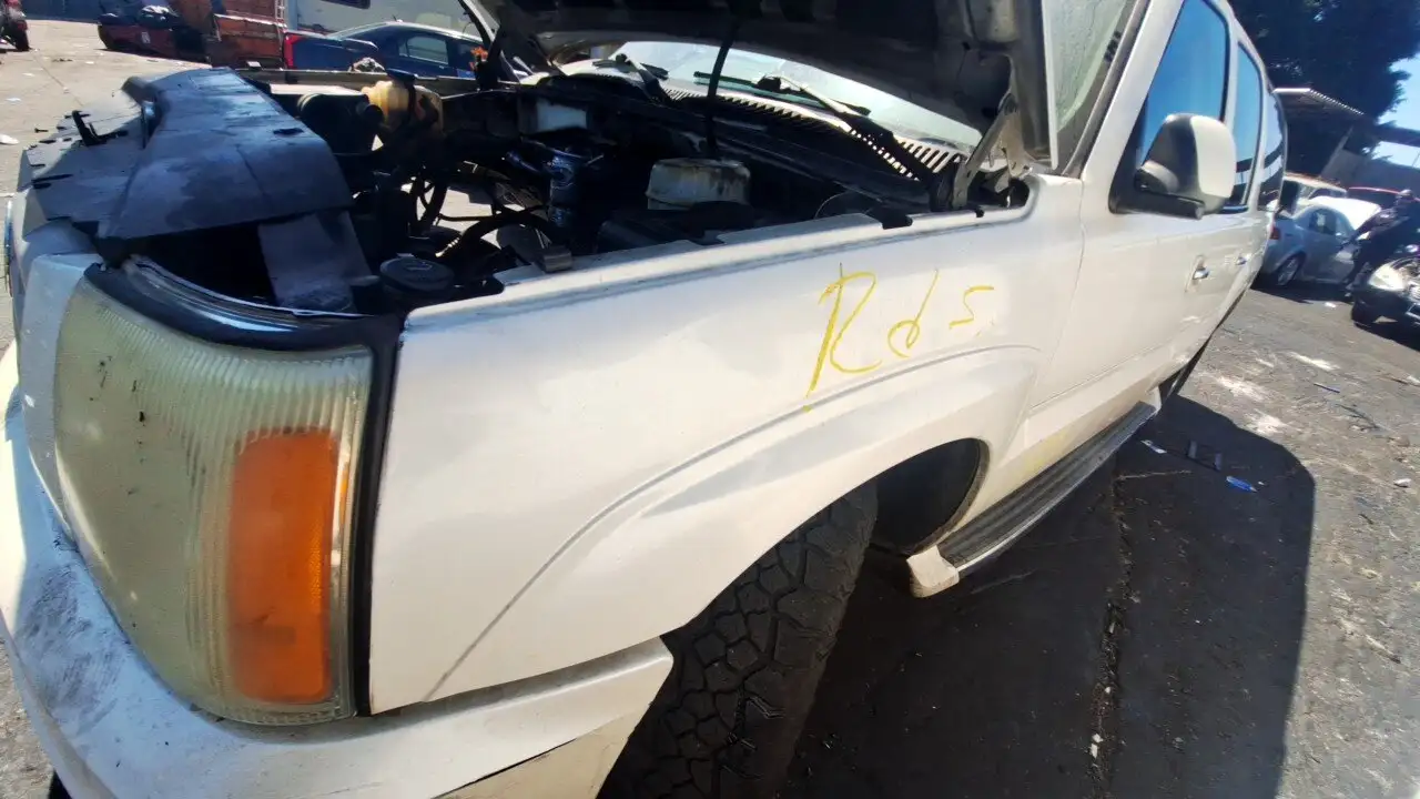 Photo of 2004 Cadillac Escalade Esv