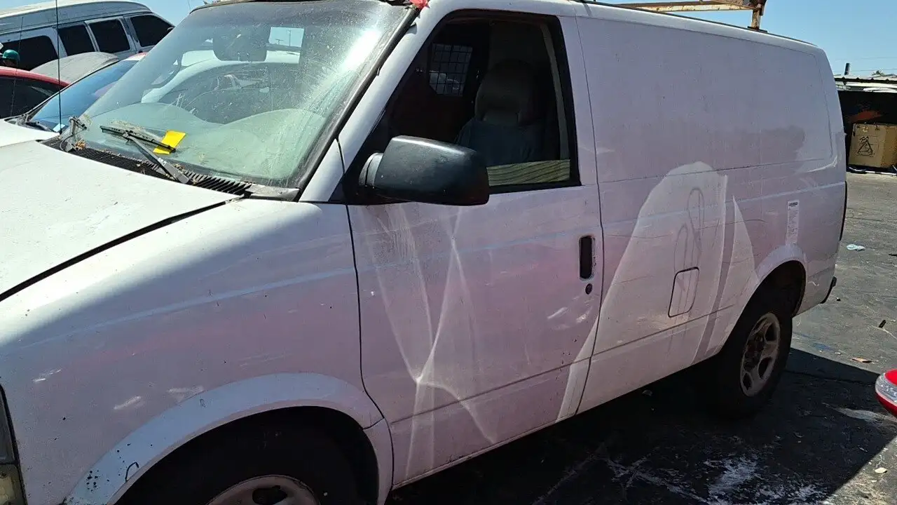 Photo of 2004 Chevrolet Astro