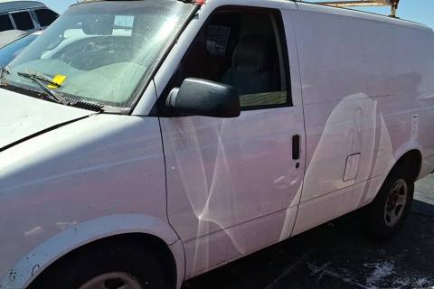 Photo of 2004 Chevrolet Astro