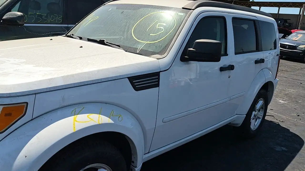 Photo of 2011 Dodge Nitro
