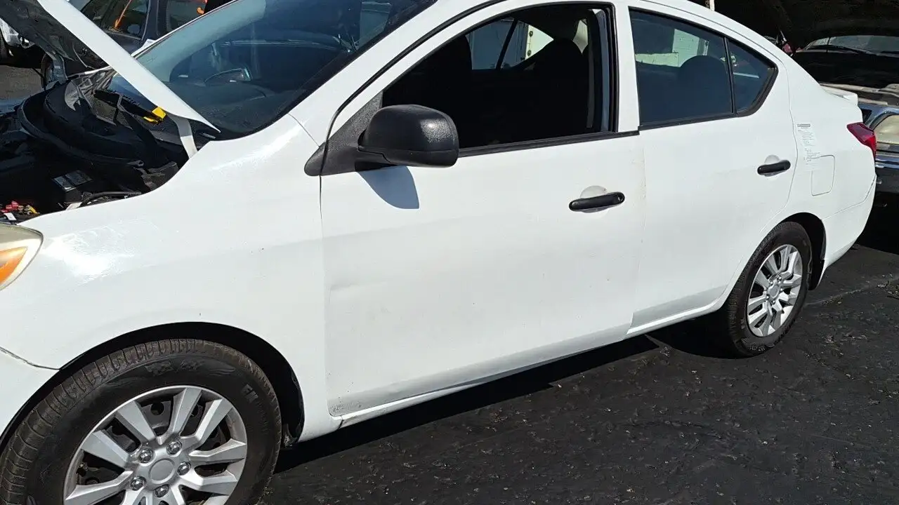 Photo of 2014 Nissan Versa