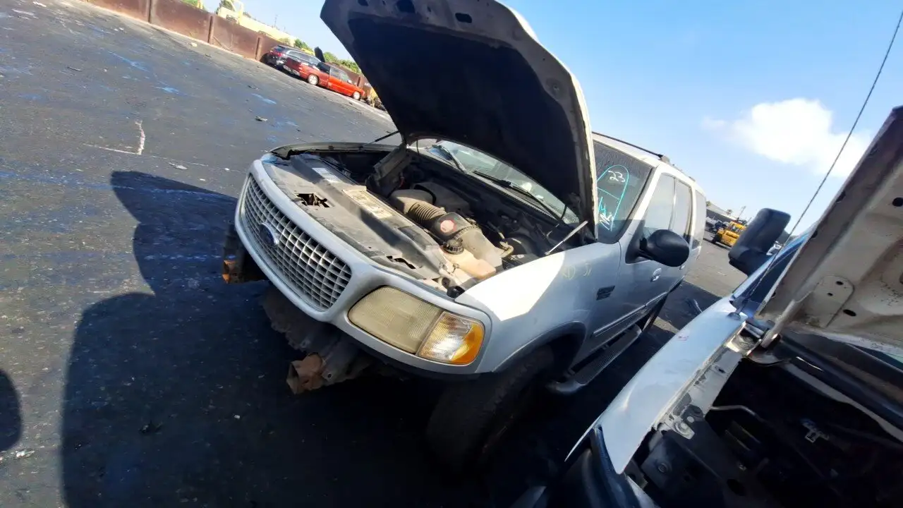 Photo of 2001 Ford Expedition