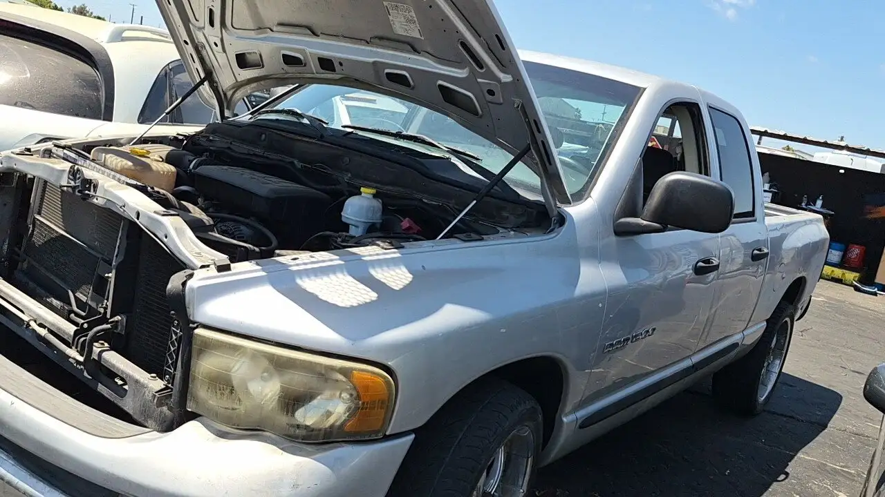 Photo of 2004 Dodge Ram 1500