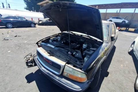 Photo of 2003 Gmc Sonoma