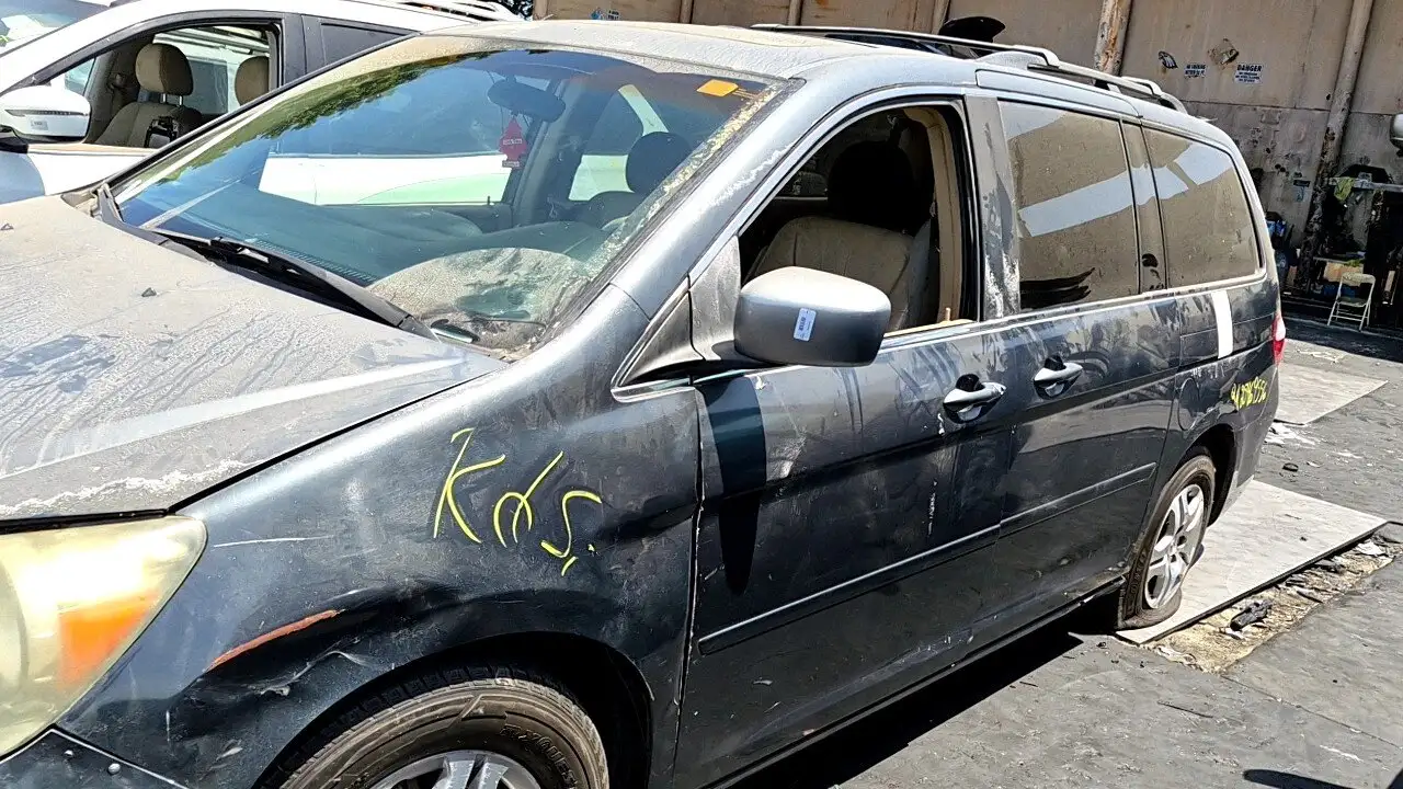Photo of 2005 Honda Odyssey