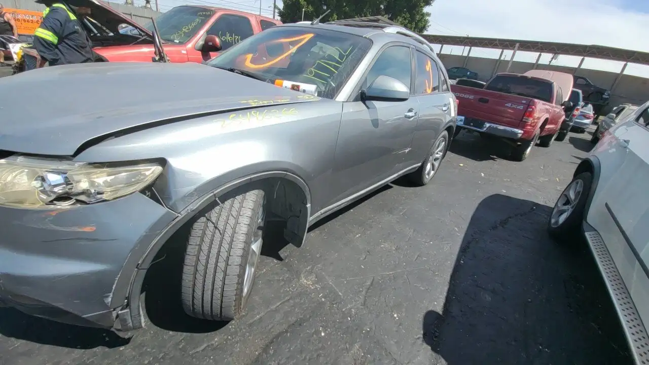 Photo of 2004 Infiniti Fx35