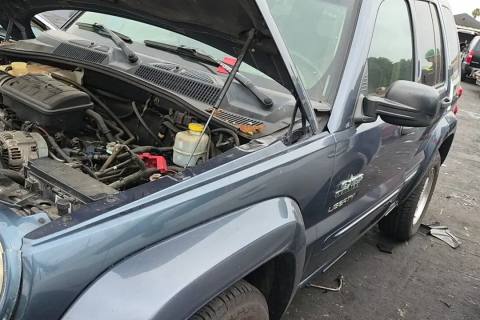 Photo of 2002 Jeep Liberty