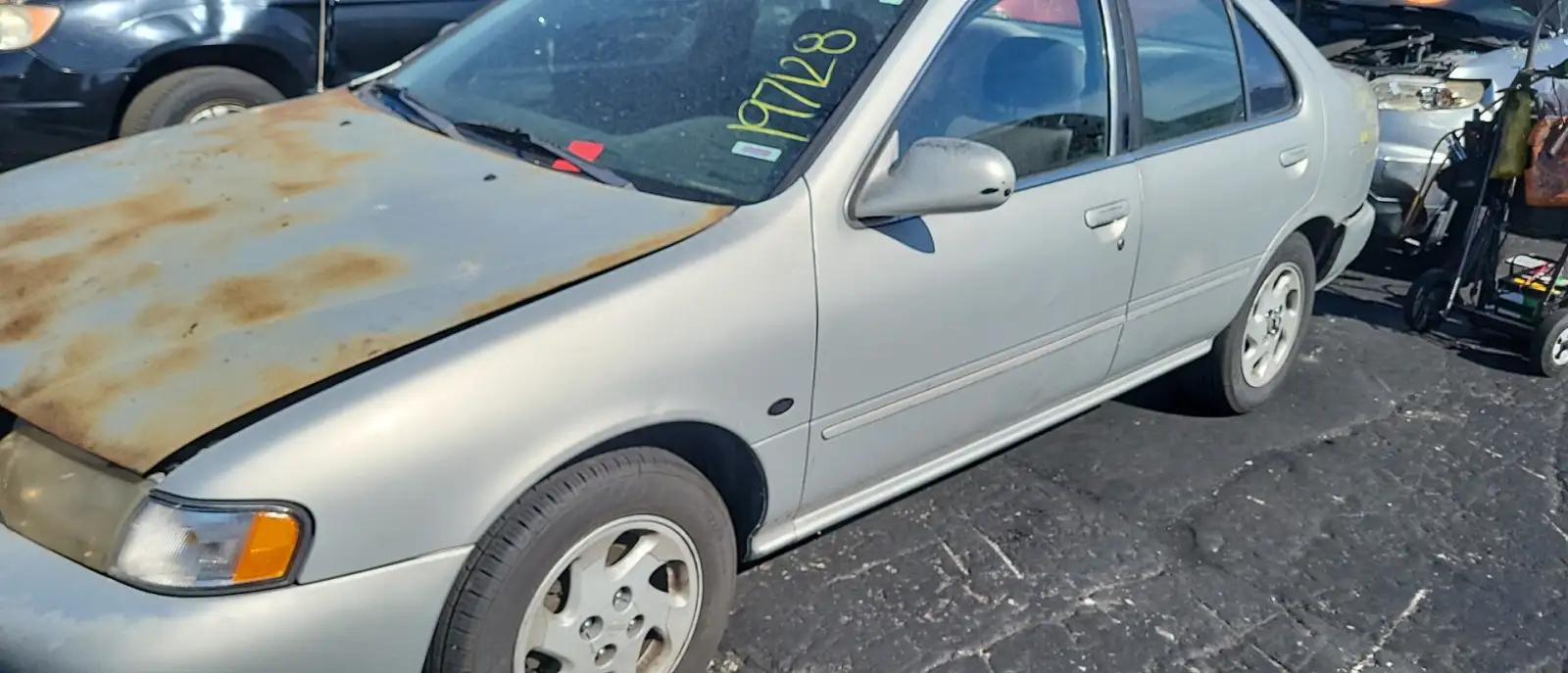 Photo of 1999 Nissan Sentra