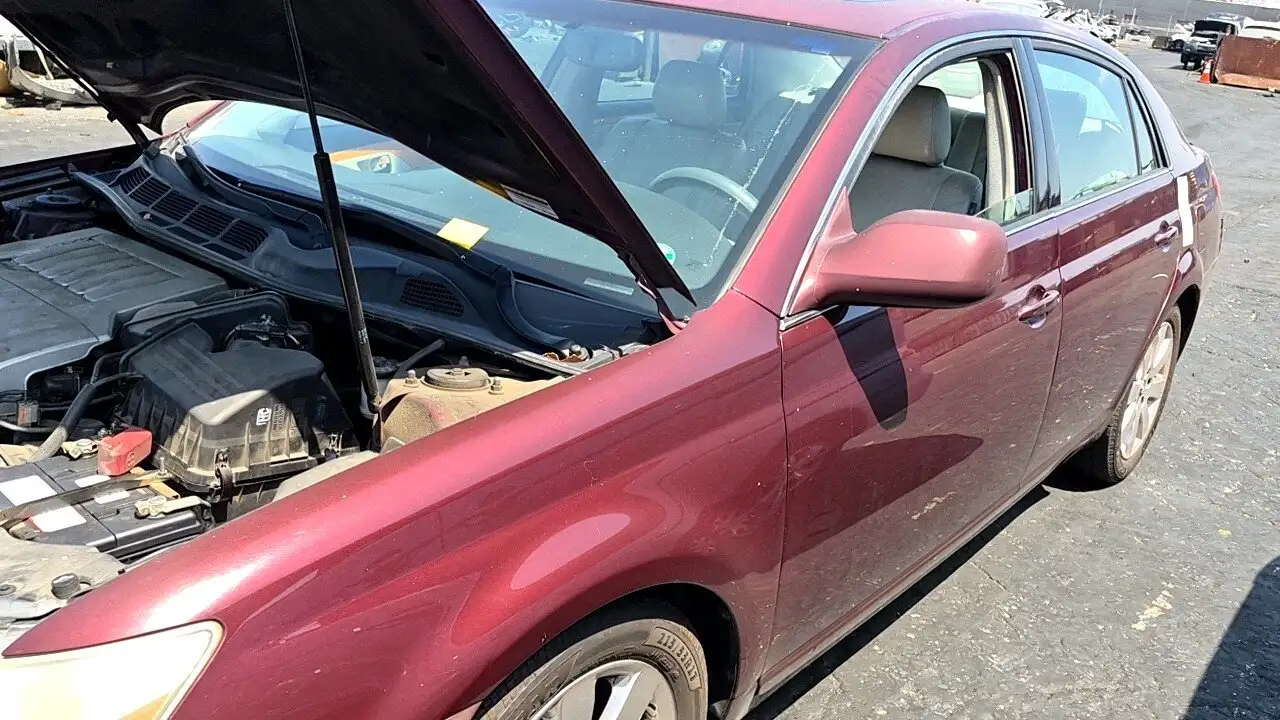 Photo of 2006 Toyota Avalon