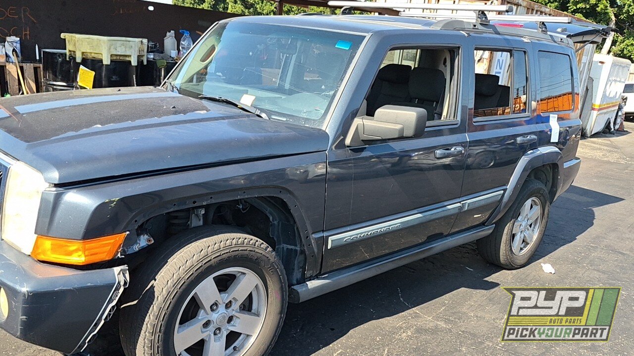 Photo of 2008 Jeep Commander