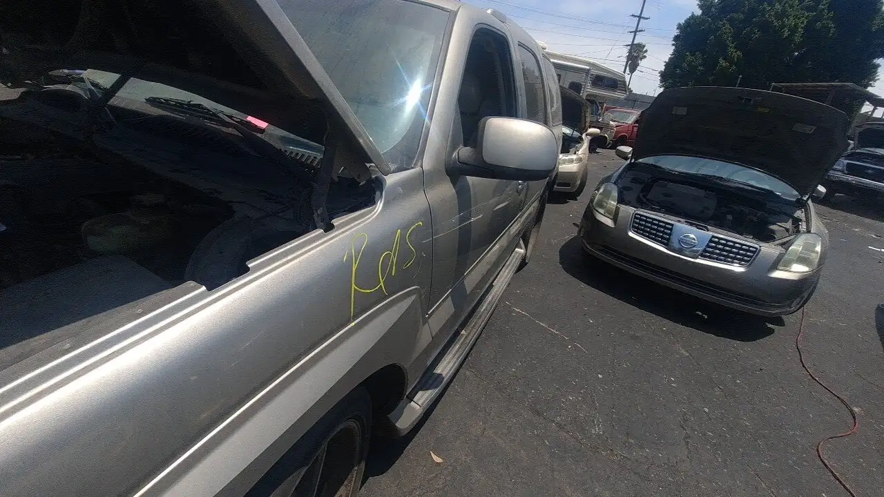 Photo of 2002 Cadillac Escalade