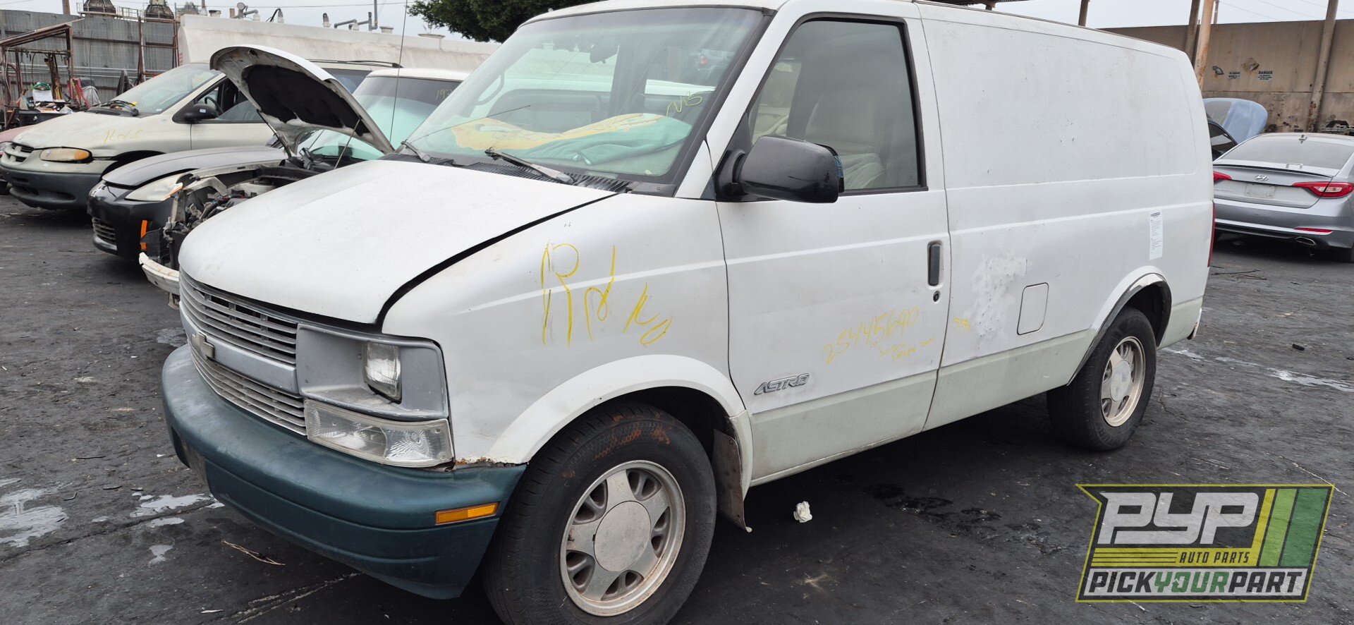 Photo of 1996 Chevrolet Astro