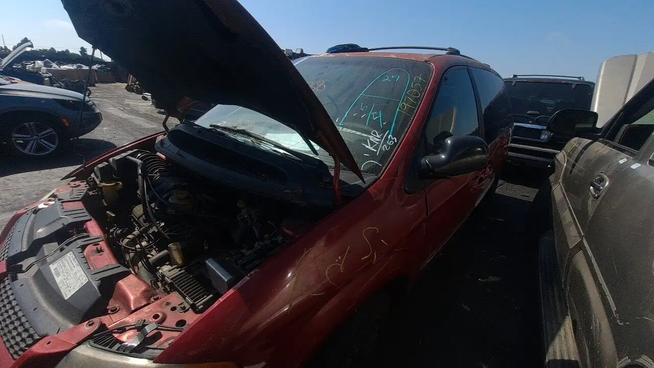 Photo of 2002 Dodge Grand Caravan