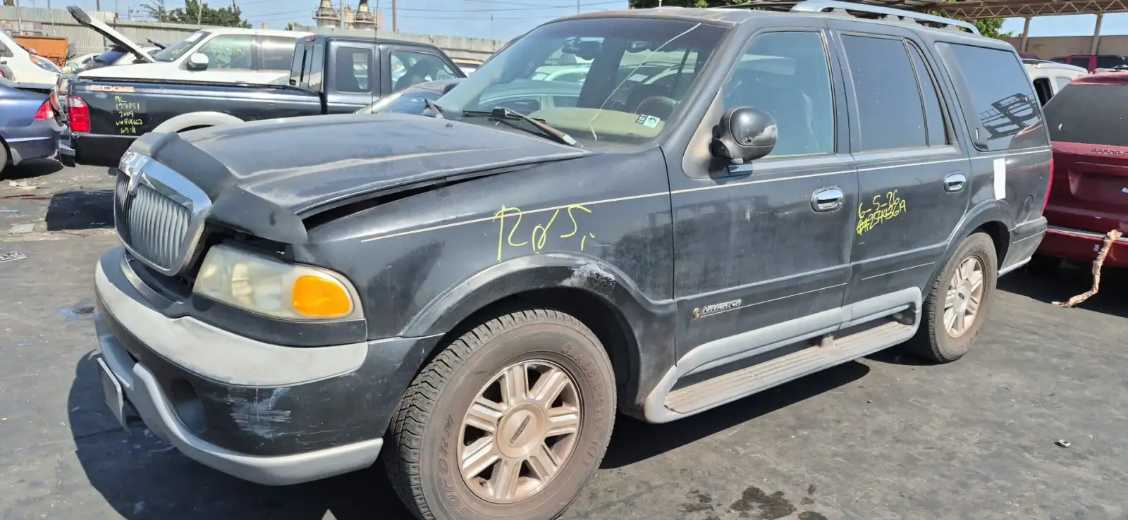 Photo of 1999 Lincoln Navigator
