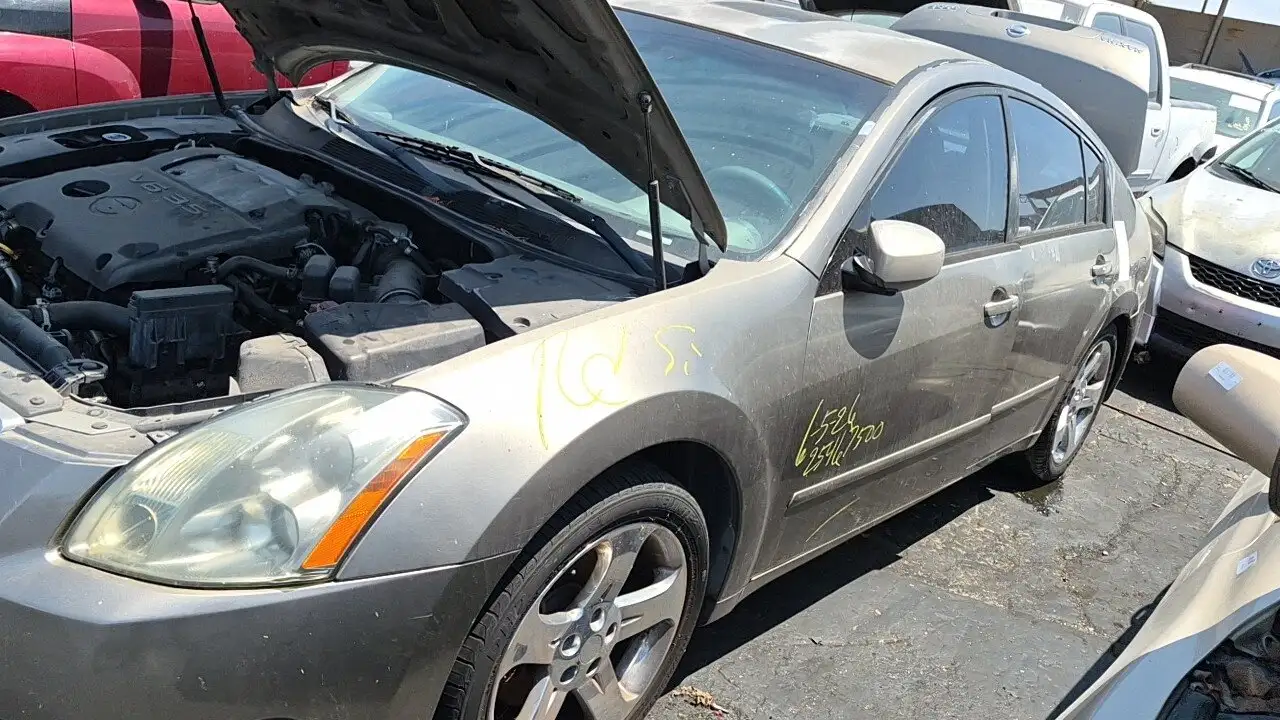 Photo of 2005 Nissan Maxima