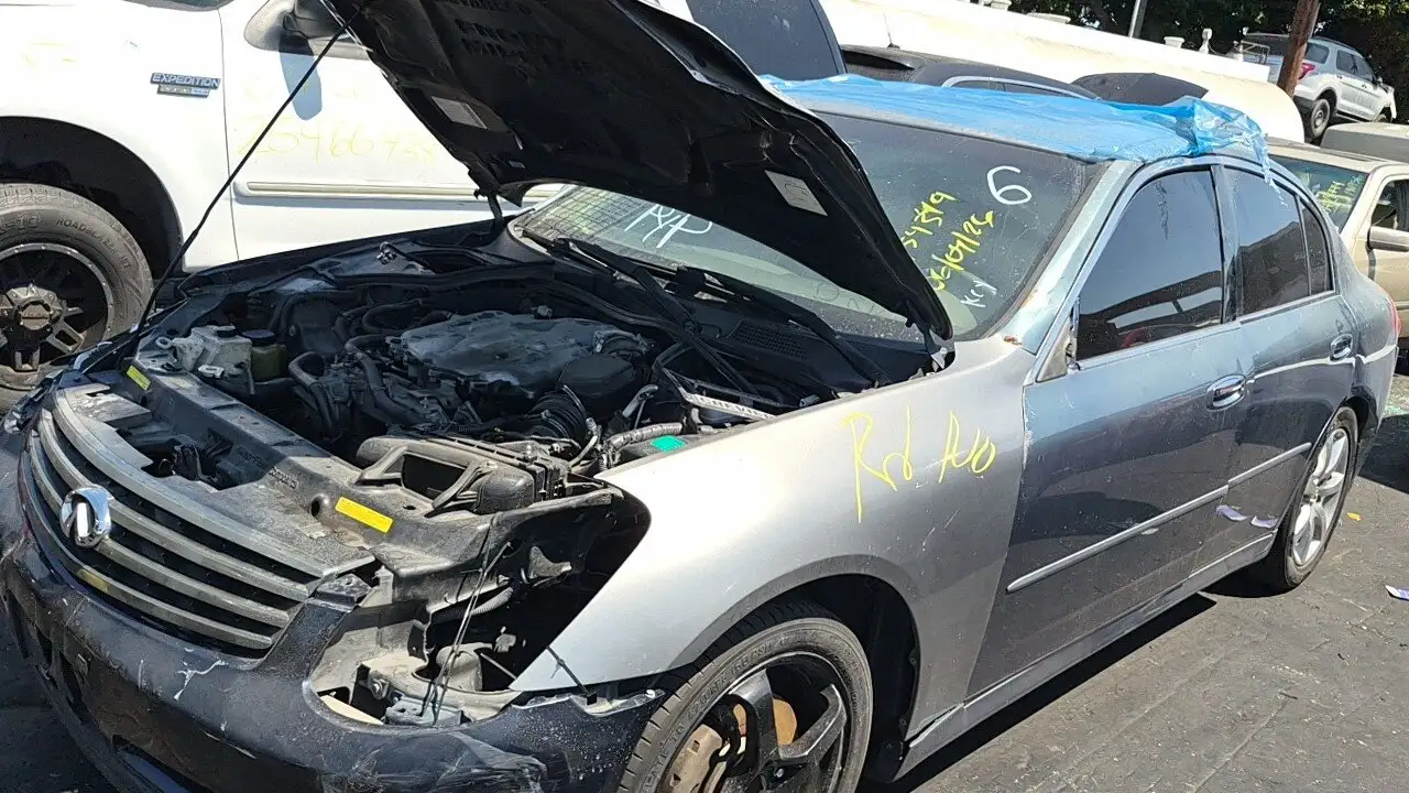 Photo of 2005 Infiniti G35